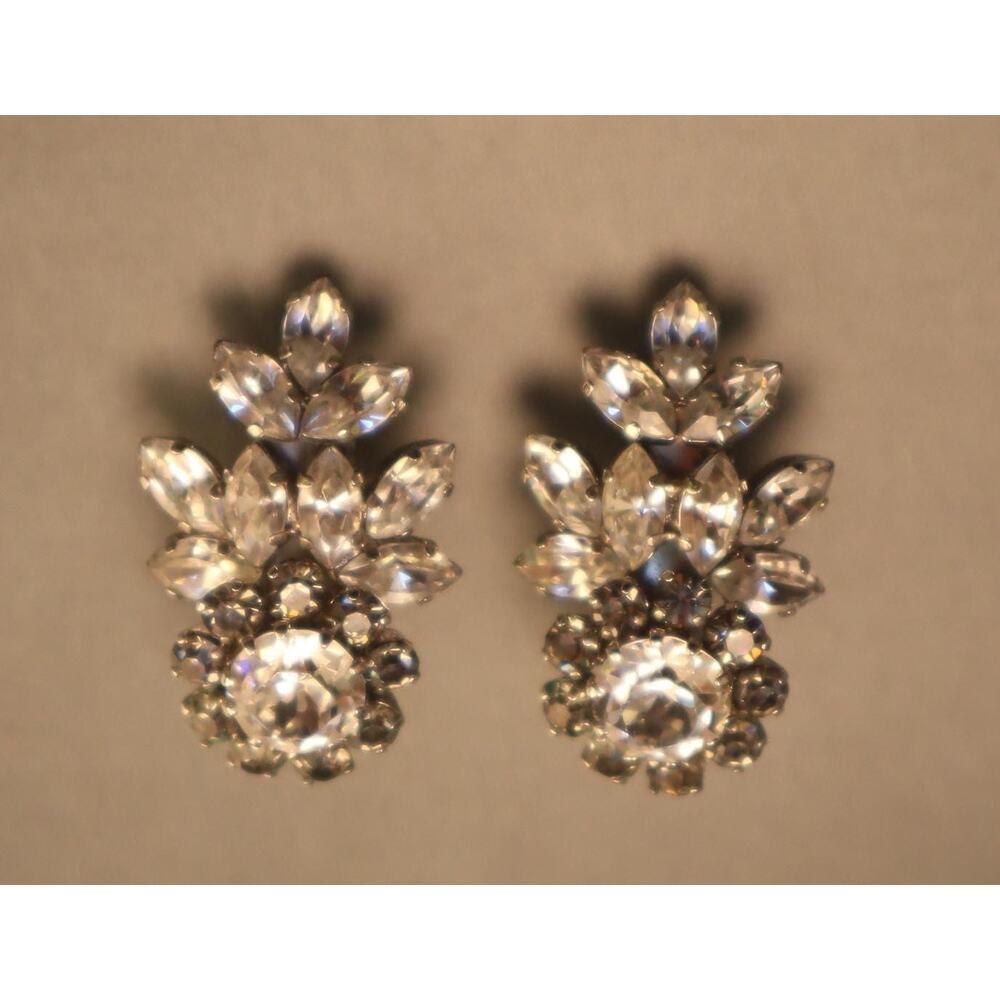 Vintage Schoffel Smoky Gray Rhinestone Flower Earrings